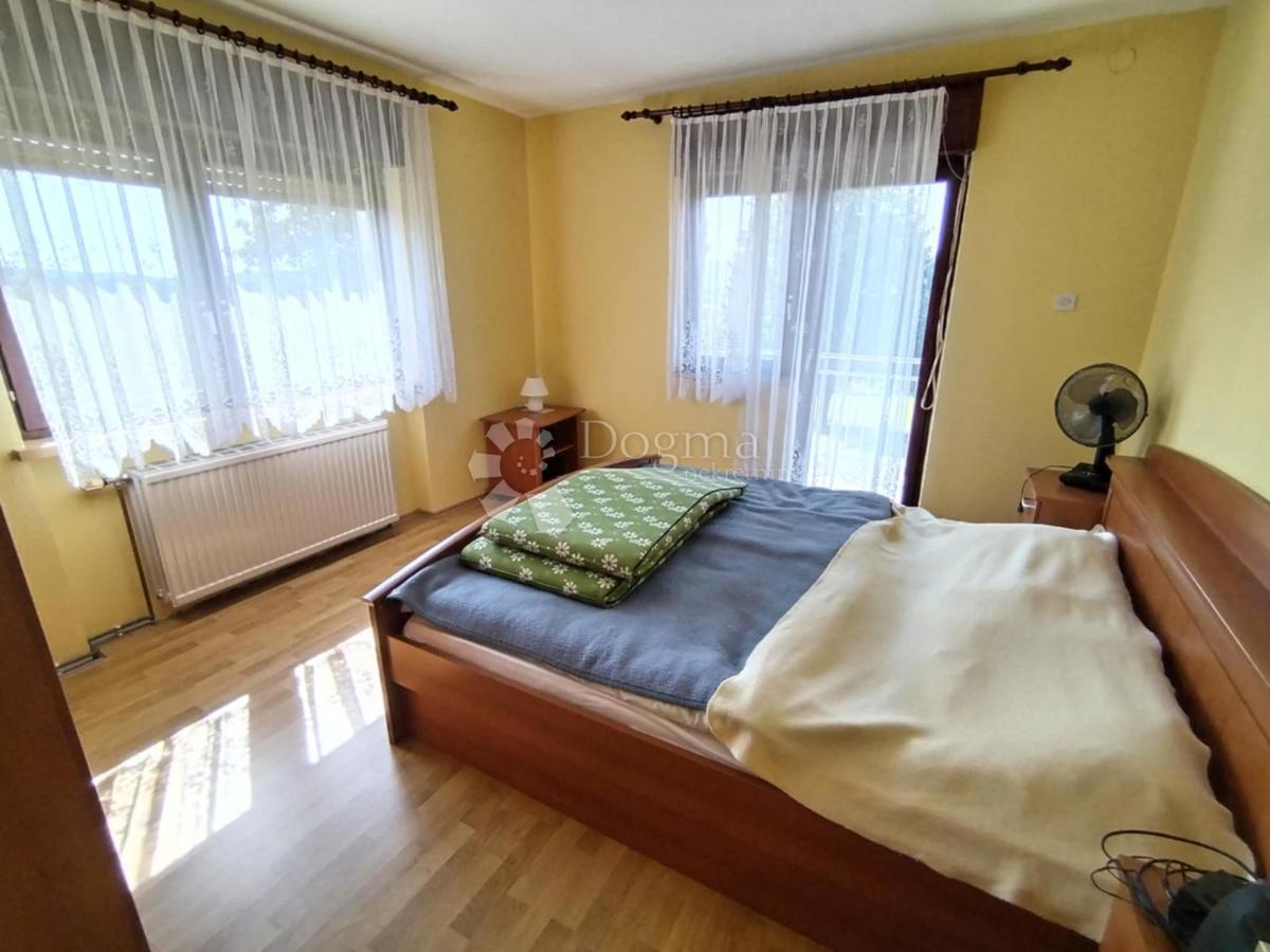 Hiša Mali Grabičani, Sokolovac, 218m2