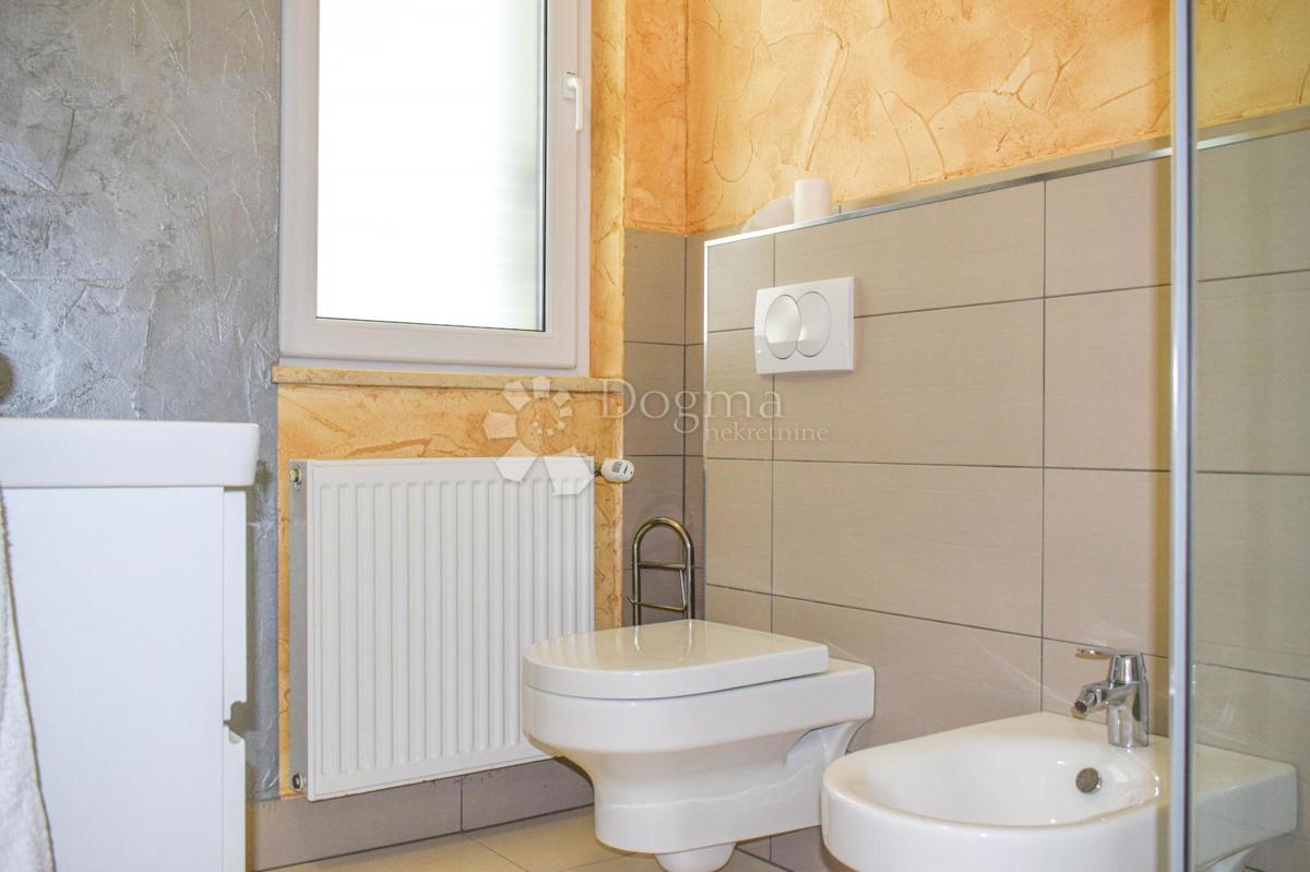 Hiša Poreč, 400m2