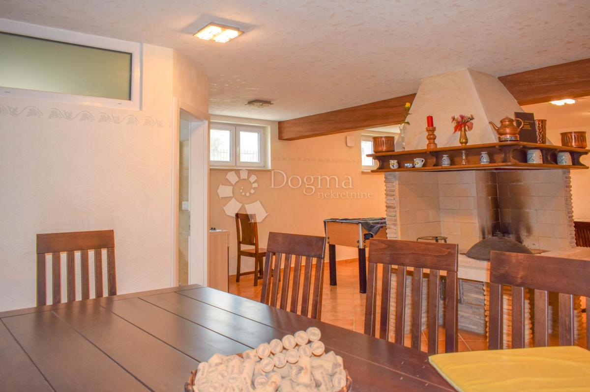 Hiša Poreč, 400m2