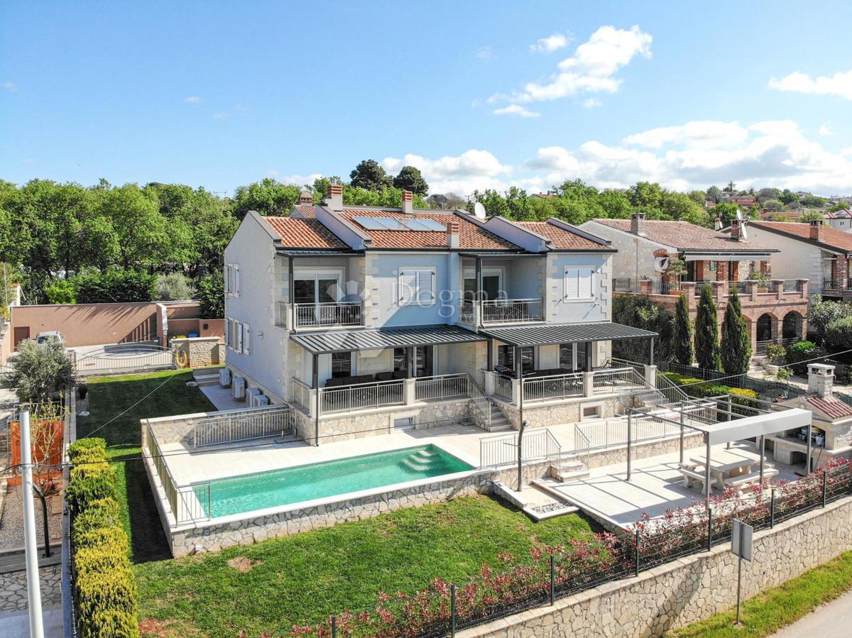Hiša Poreč, 400m2