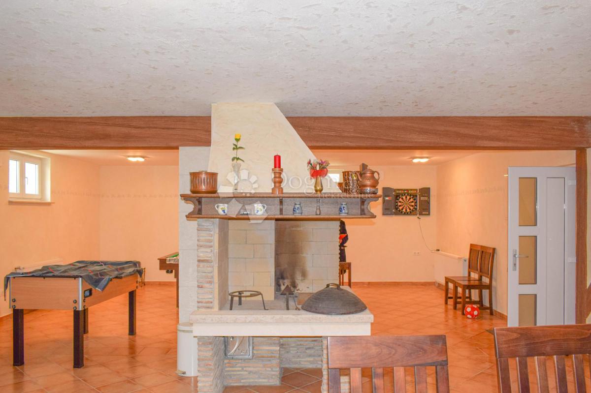 Hiša Poreč, 400m2