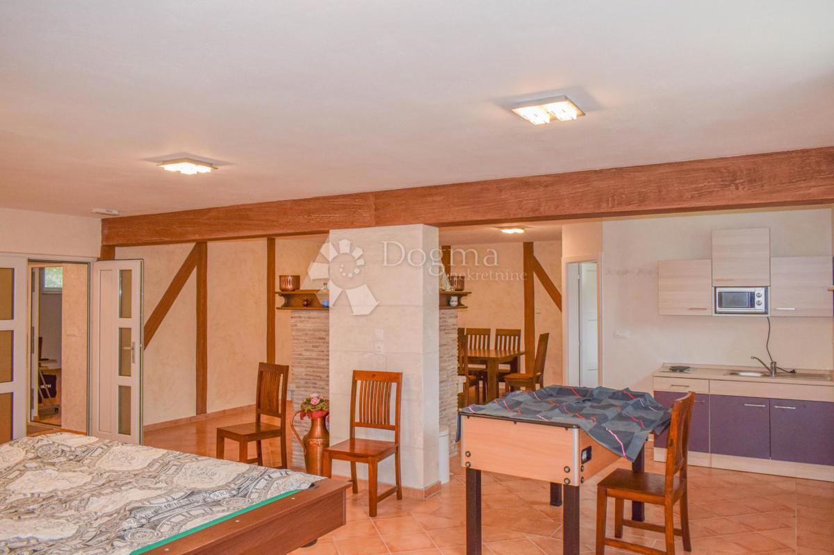 Hiša Poreč, 400m2