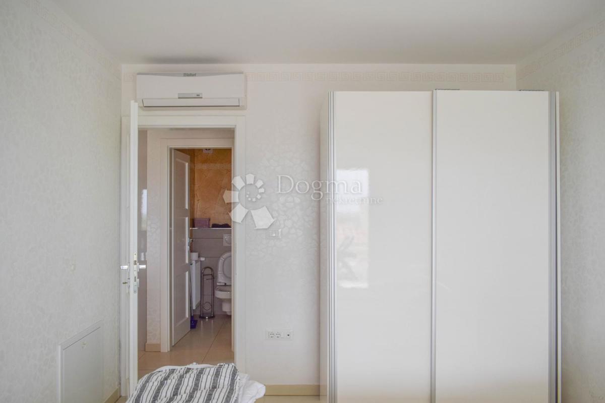 Hiša Poreč, 400m2
