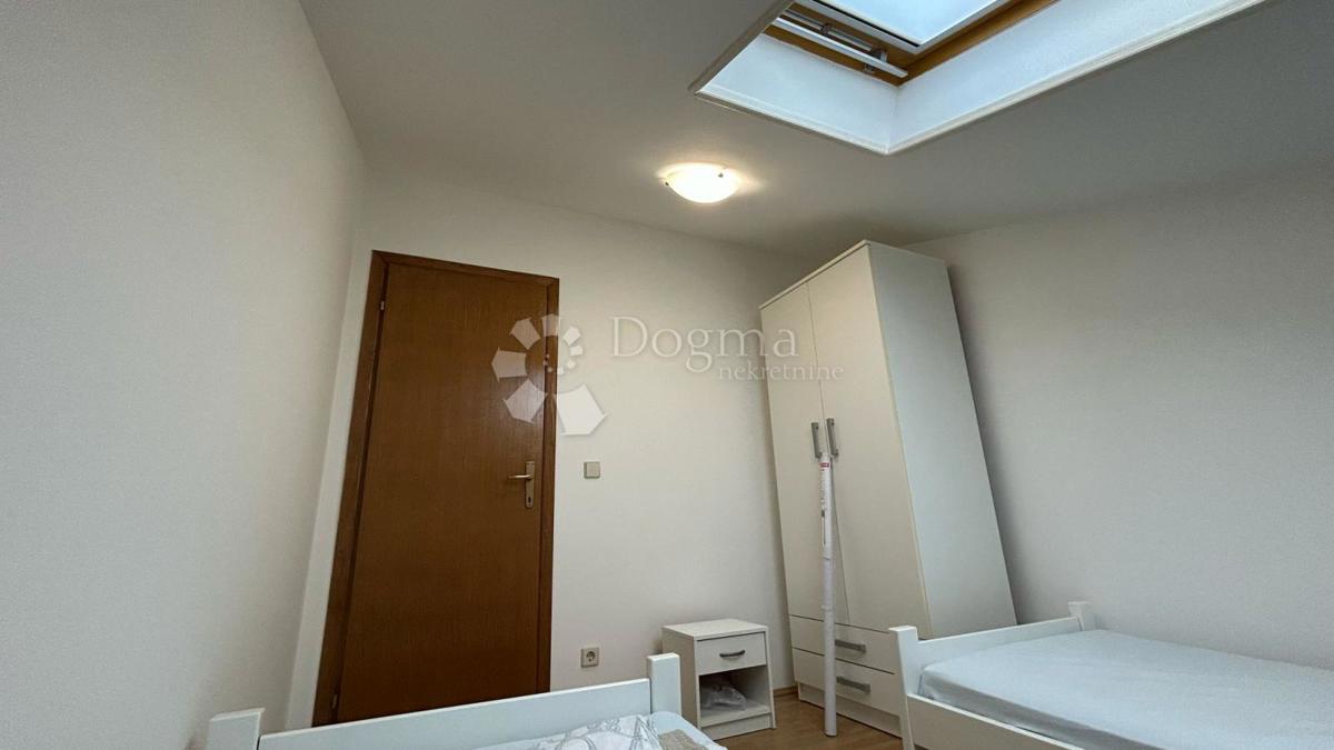Stanovanje Štinjan, Pula, 64,28m2