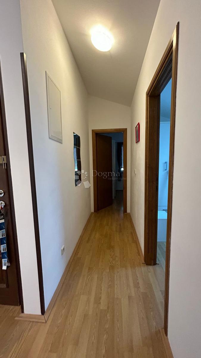 Stanovanje Štinjan, Pula, 64,28m2