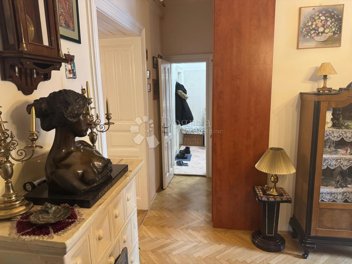 Stanovanje Donji grad, Donji Grad, 250m2