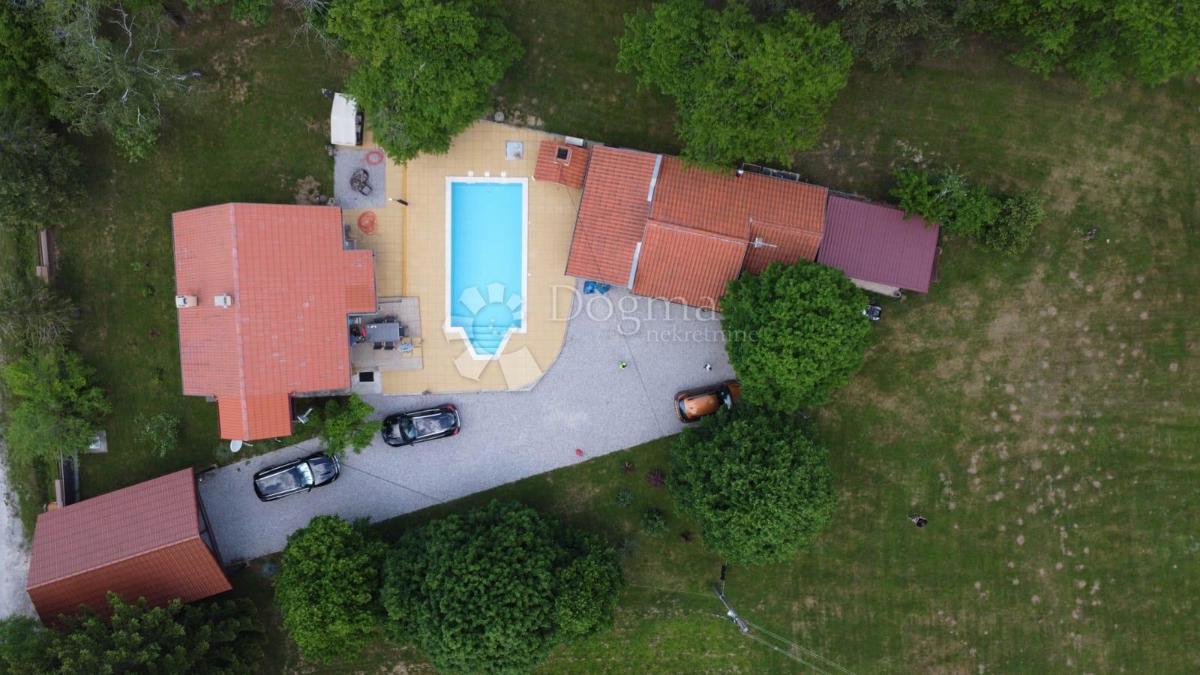 Hiša Kruškovac, Gospić - Okolica, 200m2