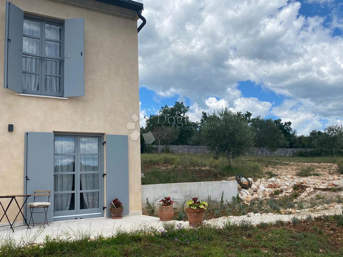 Hiša Rovinj, 200m2