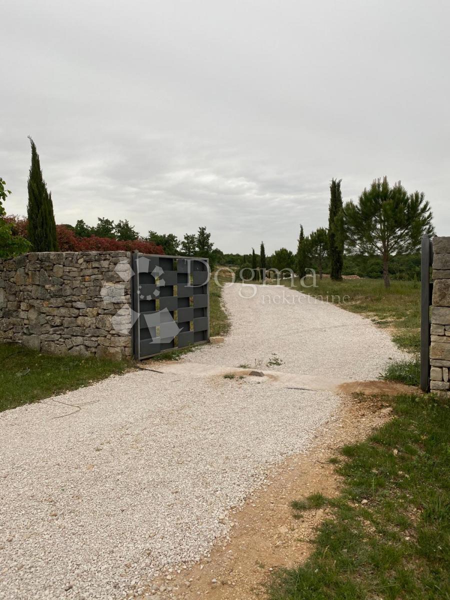 Hiša Rovinj, 200m2