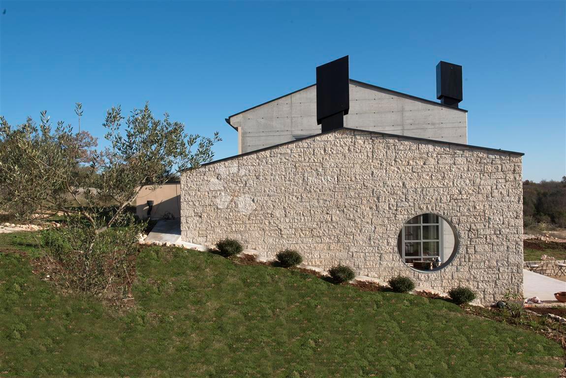 Hiša Rovinj, 200m2