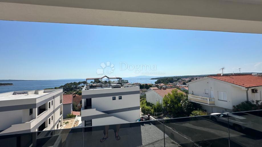 Stanovanje Banjol, Rab, 130m2