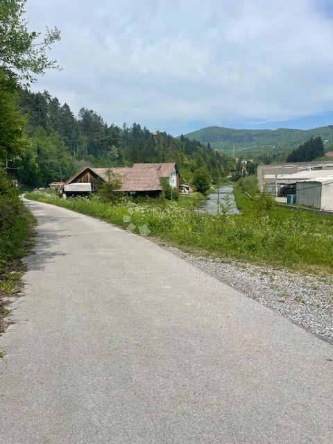 Zazidljivo zemljišče Vrbovsko, 1.885m2