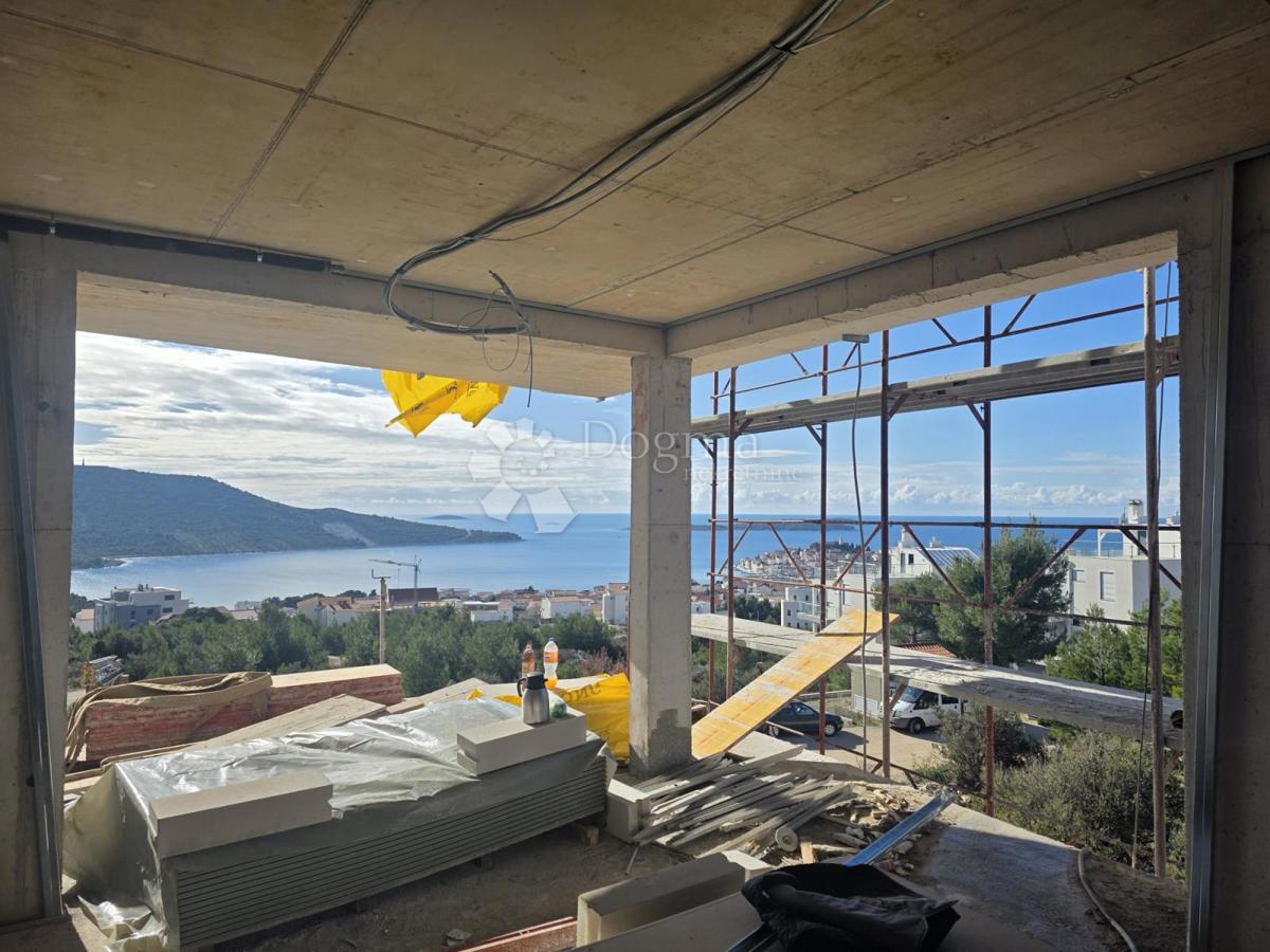 Stanovanje Primošten,  80.80m2