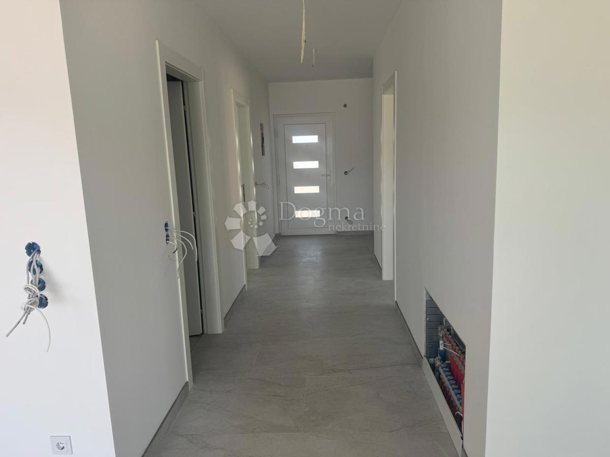Hiša Lukavec, Velika Gorica - Okolica, 99m2
