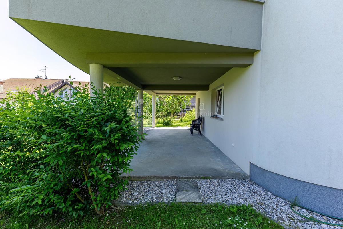 Hiša Vrhovčak, Samobor - Okolica, 353,41m2
