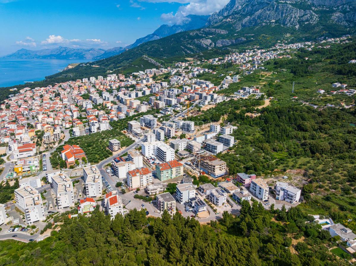 Zazidljivo zemljišče Makarska, 2.017m2