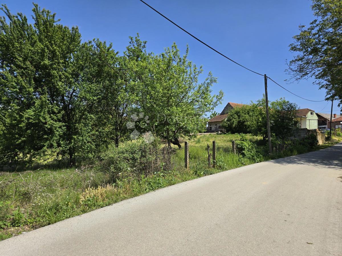 Zazidljivo zemljišče Križanec, Sveti Ilija, 1.305m2