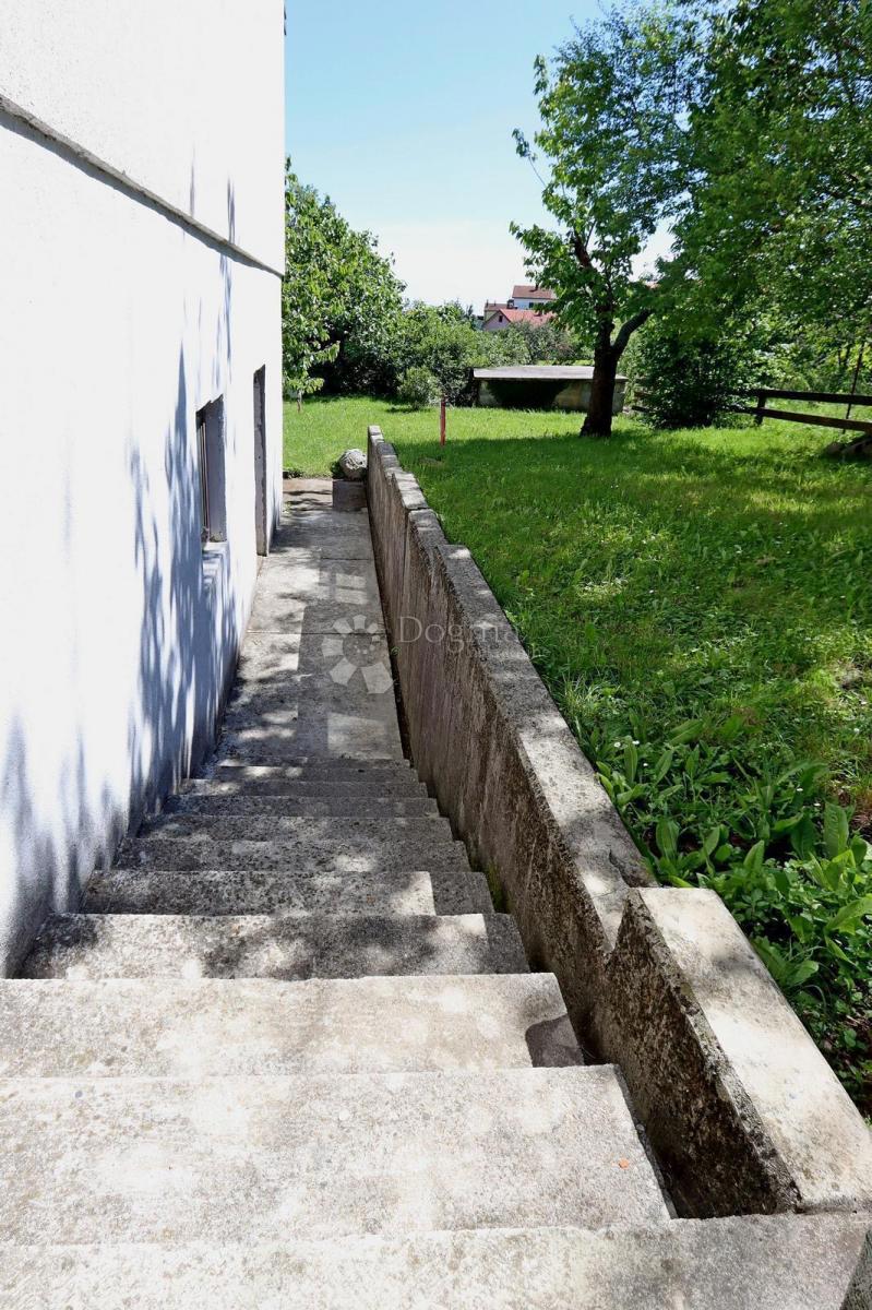 Hiša Trinajstići, Kastav, 399m2