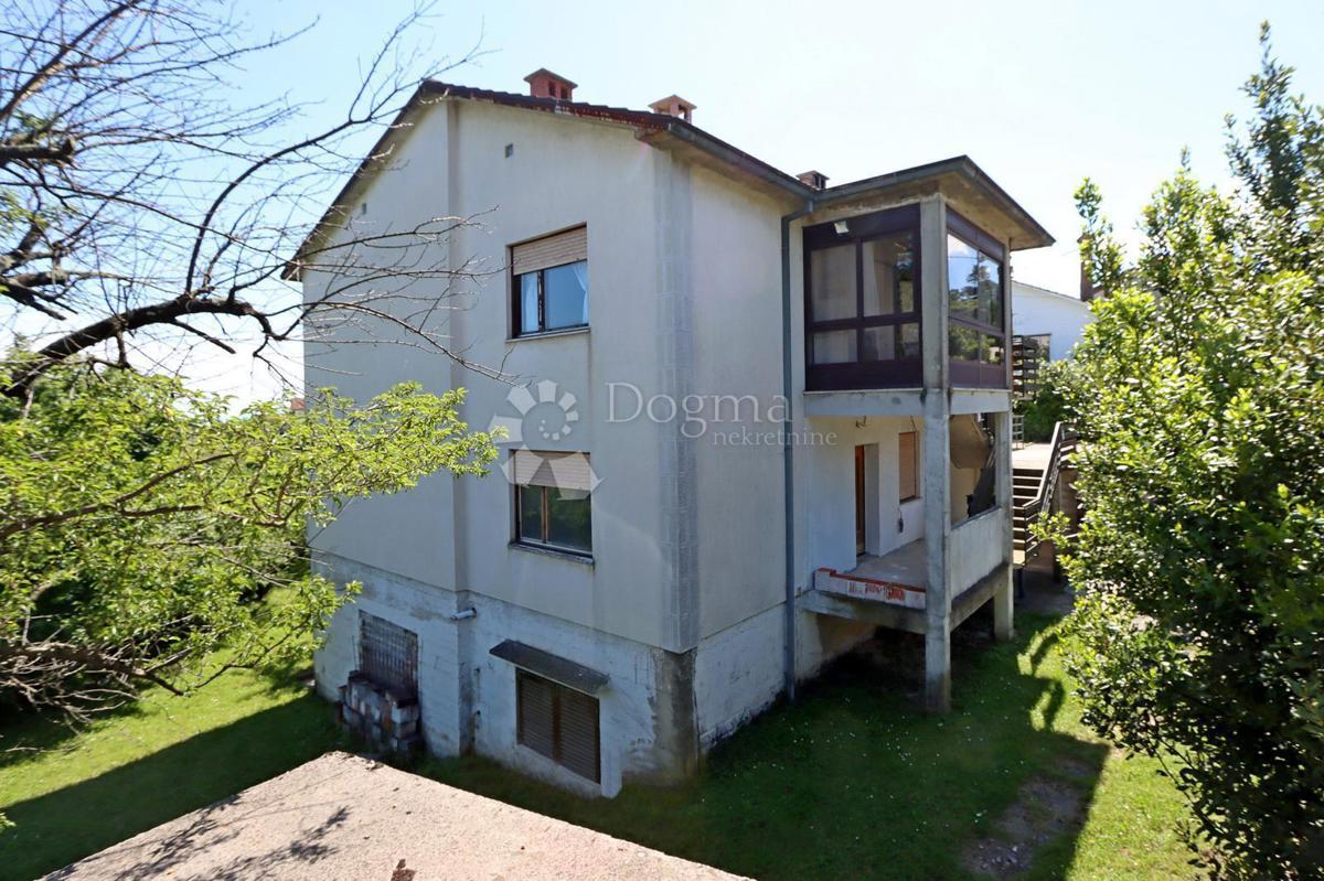 Hiša Trinajstići, Kastav, 399m2