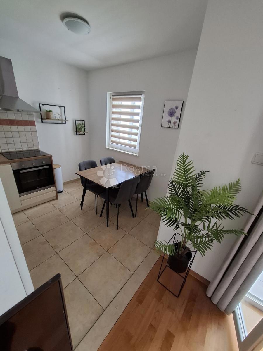 Stanovanje Supetar, 57,50m2
