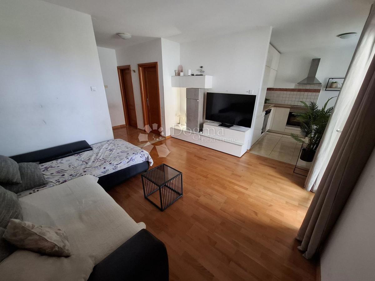 Stanovanje Supetar, 57,50m2