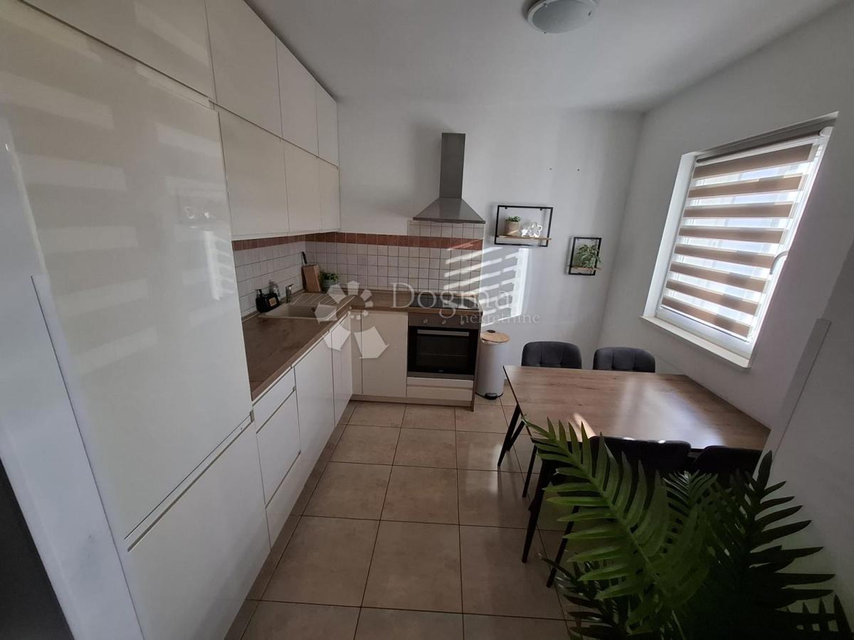 Stanovanje Supetar, 57,50m2