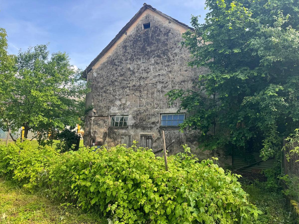 Hiša Centar, Sisak, 204m2