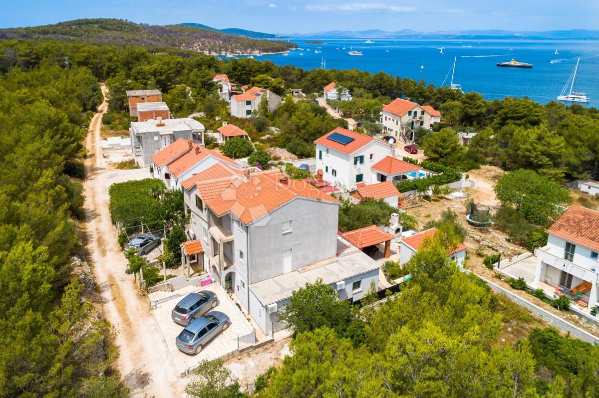 Hiša v čudovitem zalivu - Milna, Brač
