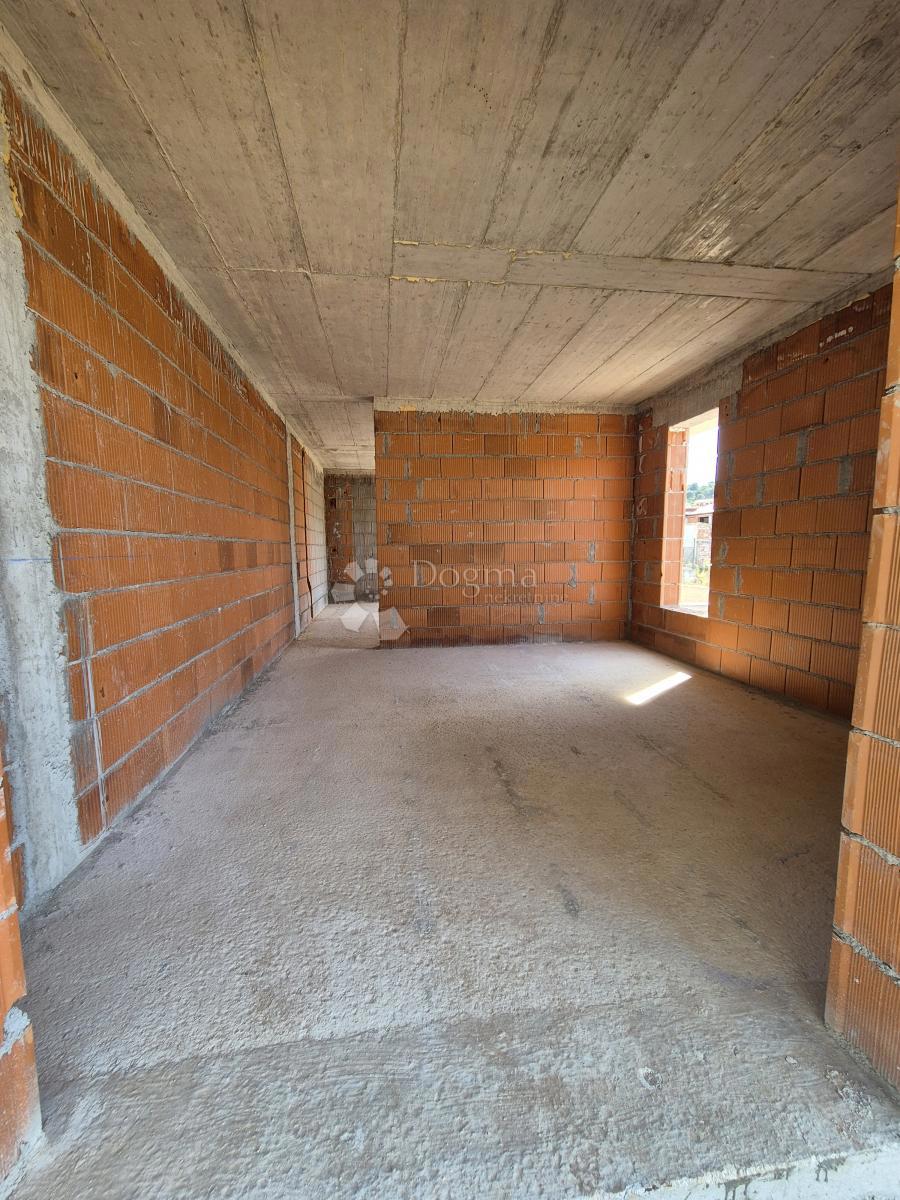 Poslovni prostor Crnica, Šibenik, 45,34m2