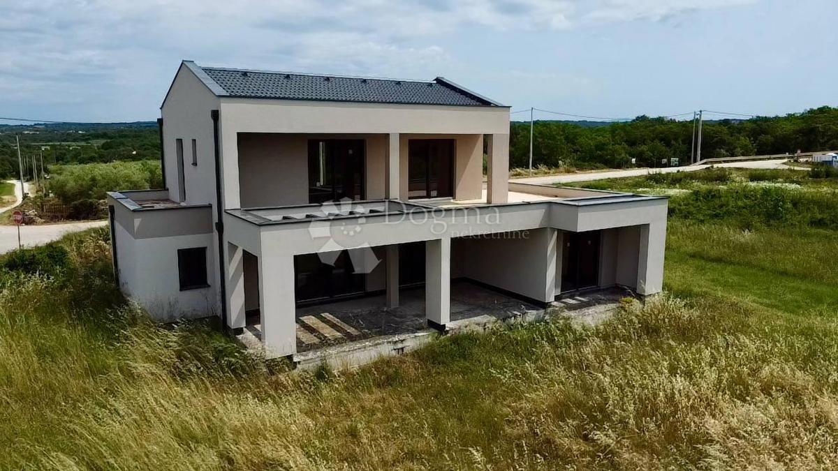Hiša Sveti Lovreč, 180m2