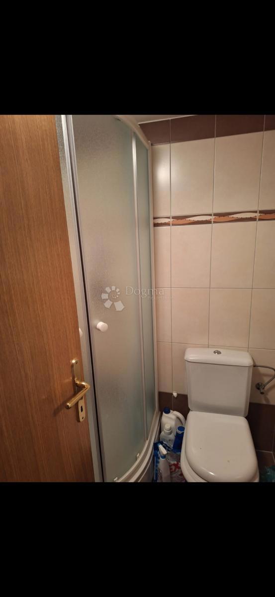 Hiša Omišalj, 82m2