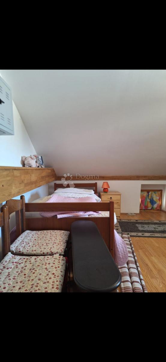 Hiša Omišalj, 82m2