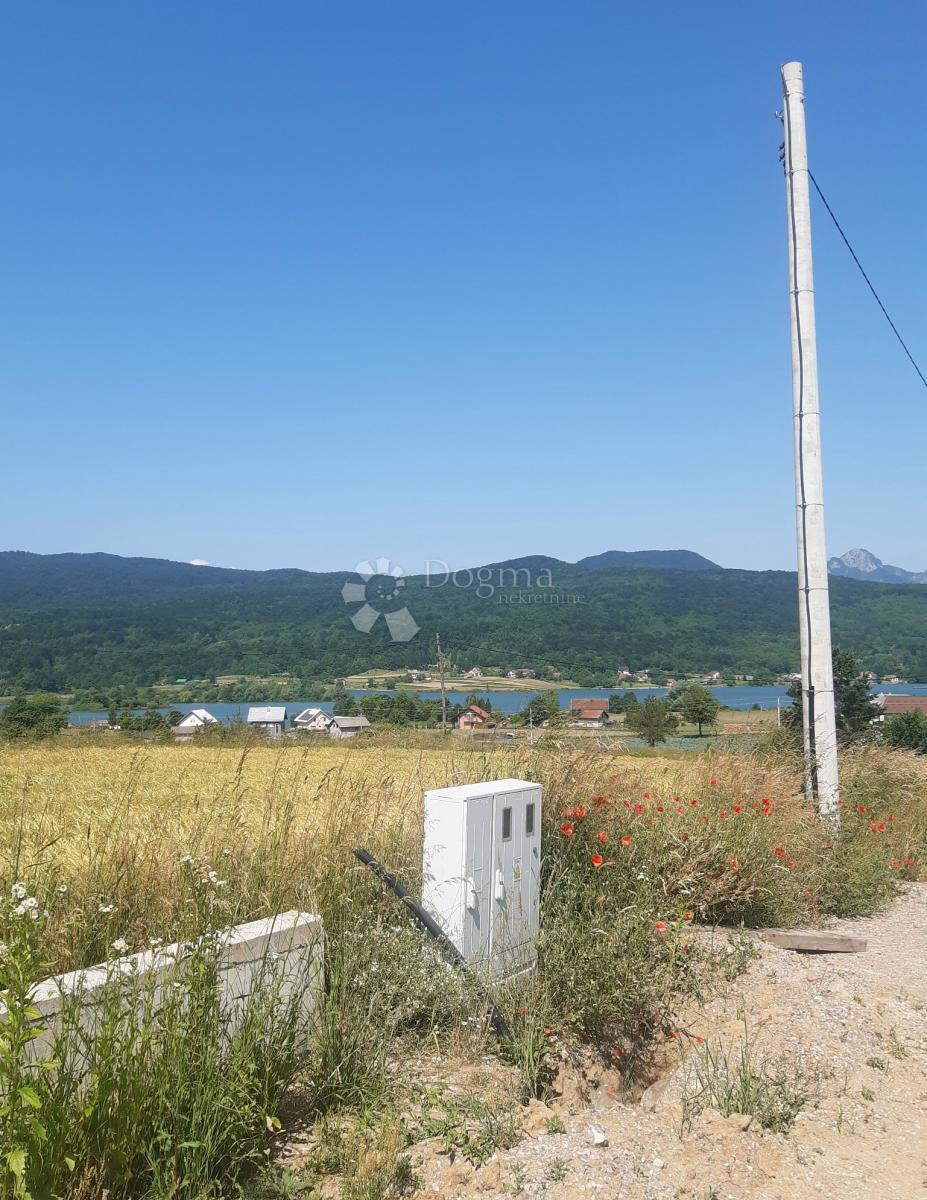 Zazidljivo zemljišče Ogulin, 1.021m2
