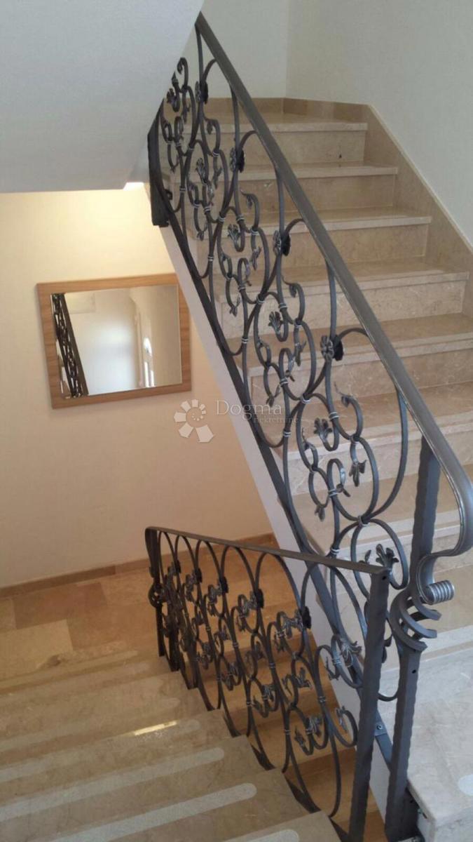 Hiša Mastrinka, Trogir - Okolica, 156m2