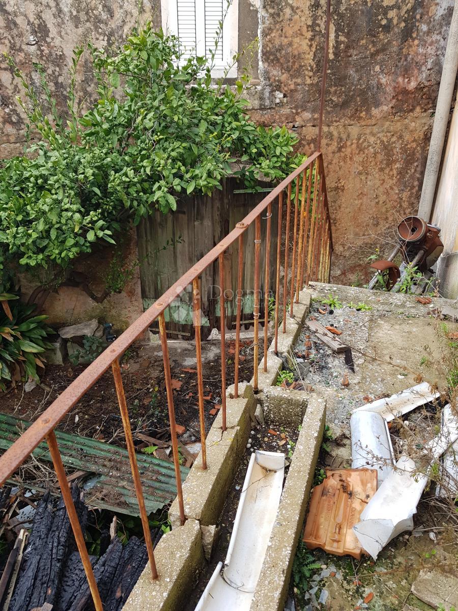 Hiša Vela Luka, 70m2