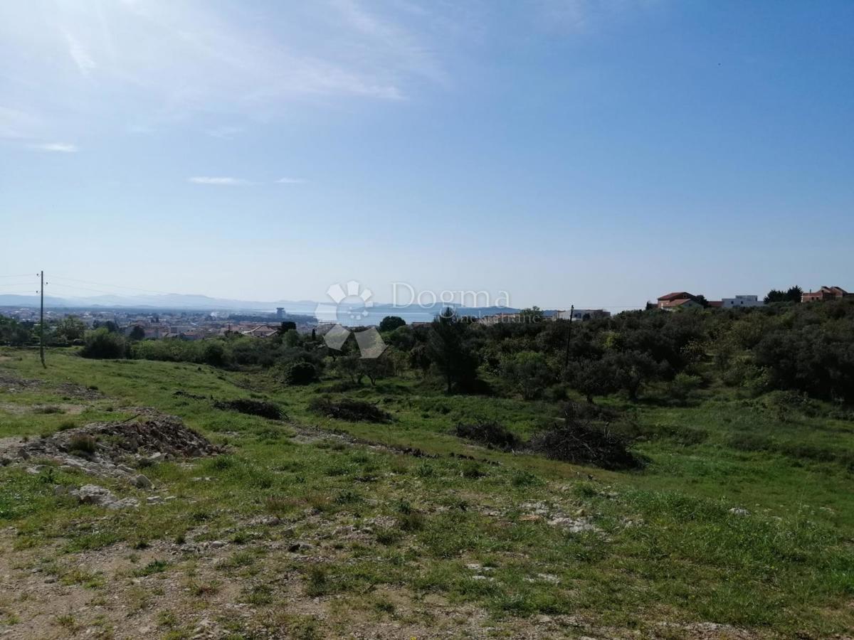 Zemljišče Vodice, 686m2