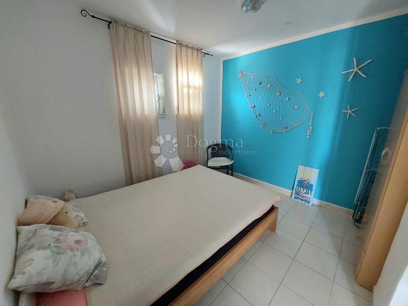 Apartma Karlobag, 46m2