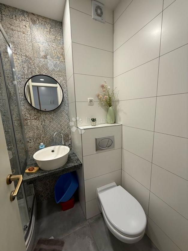 Apartma Karlobag, 46m2