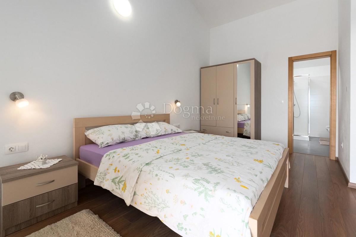 Hiša Višnjan, 160m2
