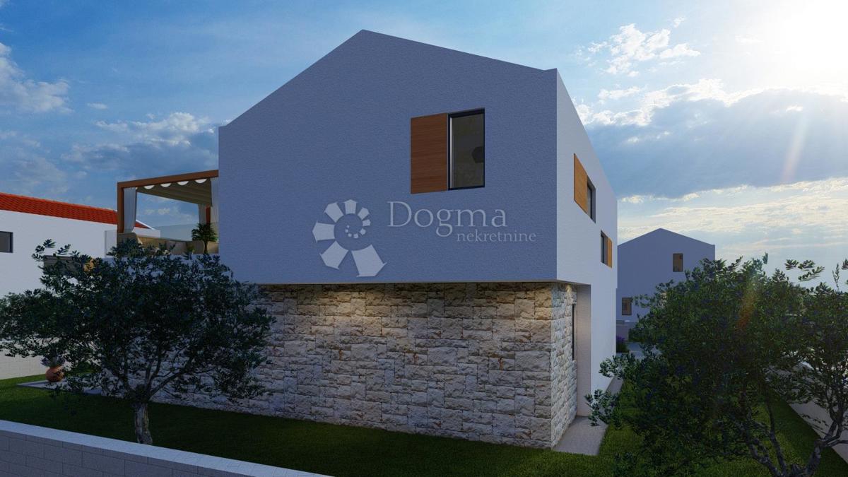 Vila z bazenom Rtina - projekt z dovoljenjem