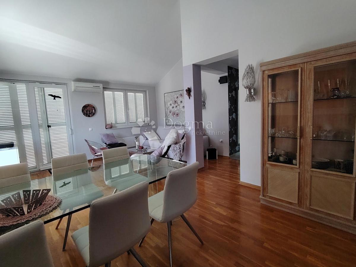 Apartma Novigrad, 122,39m2