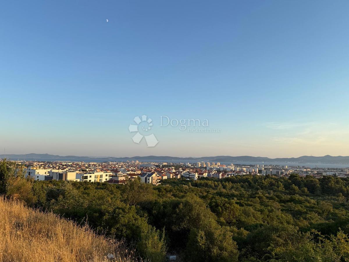Zazidljivo zemljišče Vidikovac, Zadar, 1.900m2