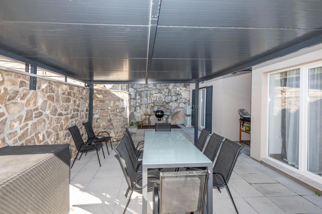 Hiša Labin, 164m2
