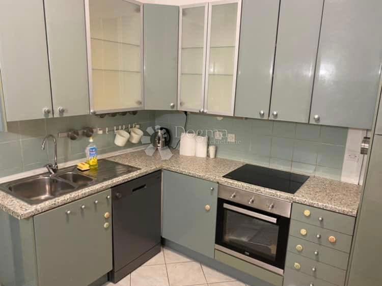 Stanovanje Centar, Varaždin, 82m2