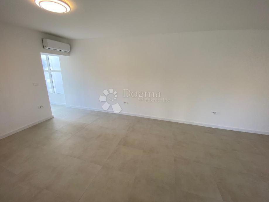 Stanovanje Brodarica, Šibenik - Okolica, 83,74m2