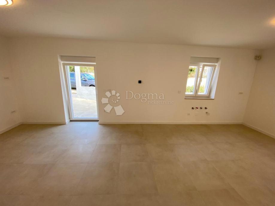 Stanovanje Brodarica, Šibenik - Okolica, 83,74m2