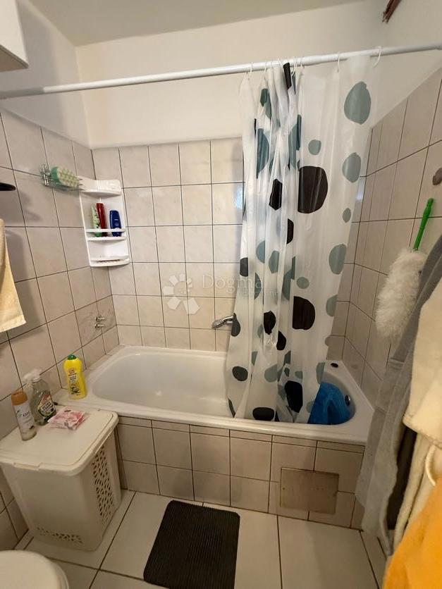 Stanovanje Centar, Gospić, 46m2