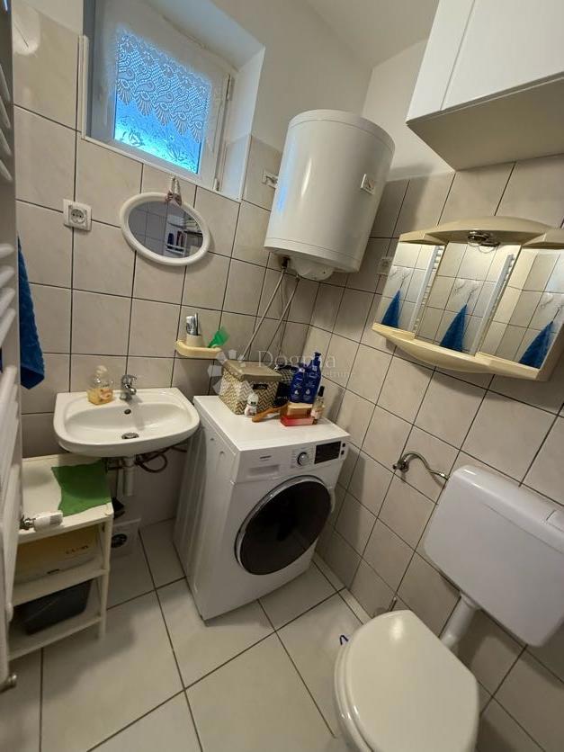 Stanovanje Centar, Gospić, 46m2