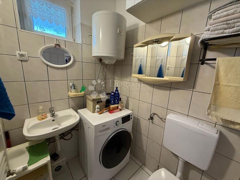Stanovanje Centar, Gospić, 46m2