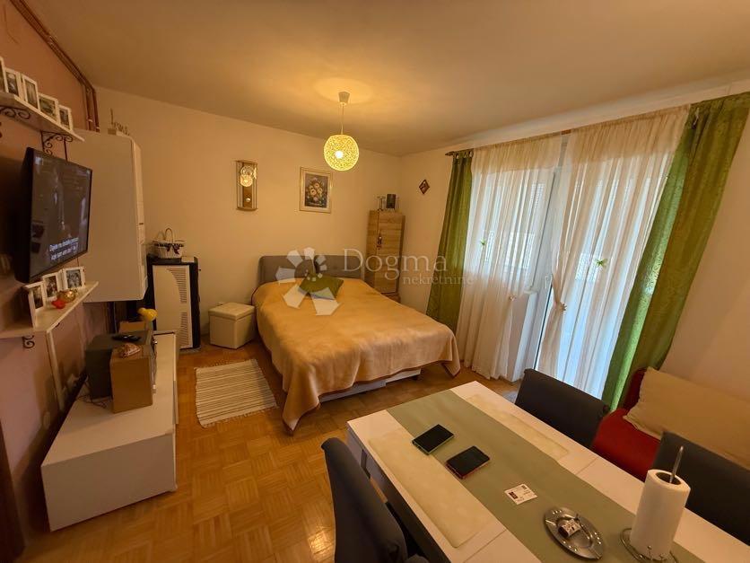 Stanovanje Centar, Gospić, 46m2